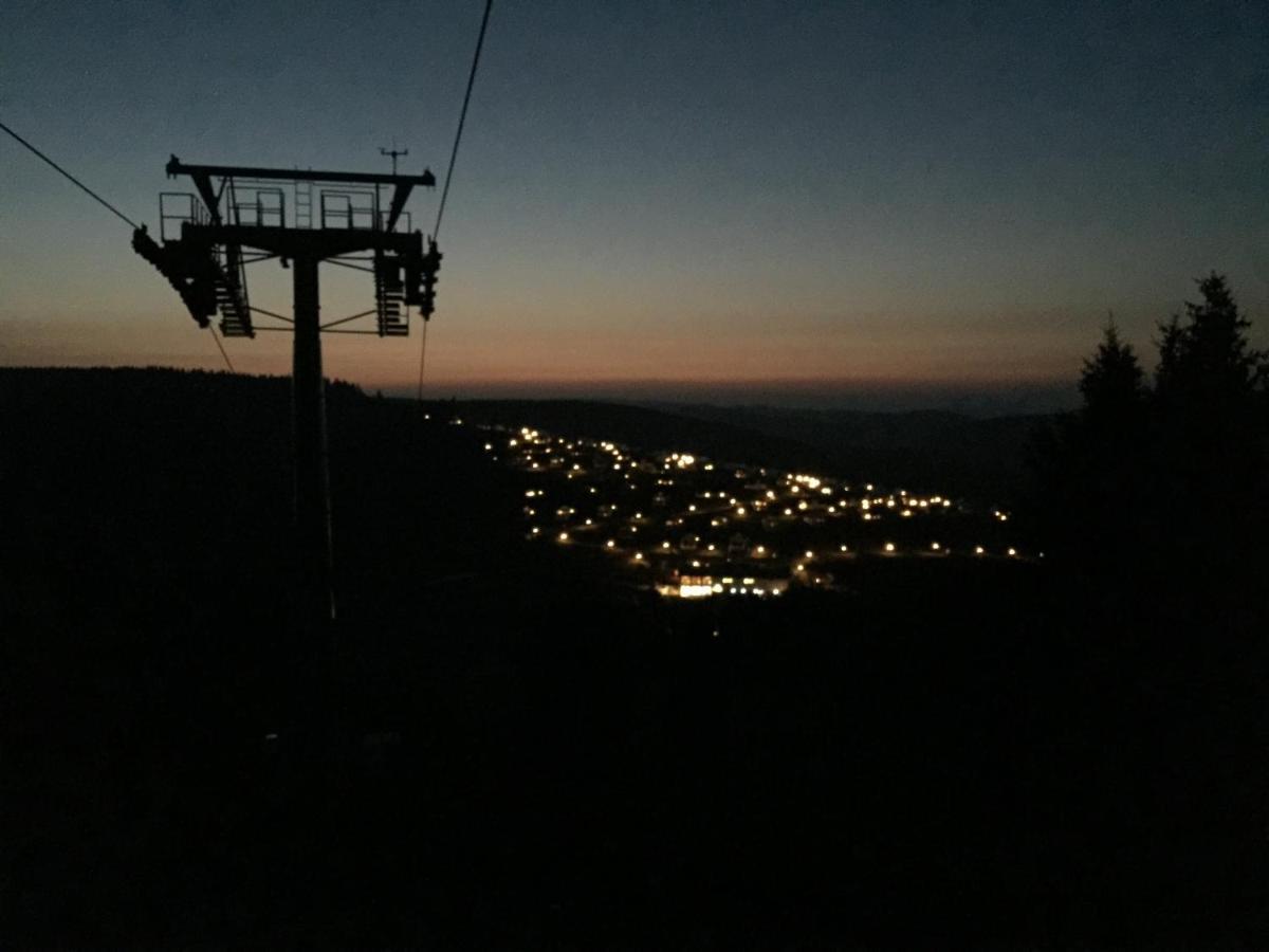 Goski & Gobike Winterberg Netflix And Waiputv Free Bagian luar foto